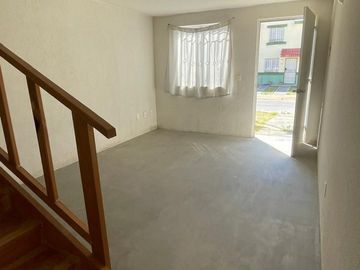 Casa en Urbi Villa del Rey con dos recámaras
