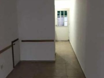 Dúplex en venta - 2 dormitorios 2 baños - cochera - 103mts2 - Los Hornos, La Plata
