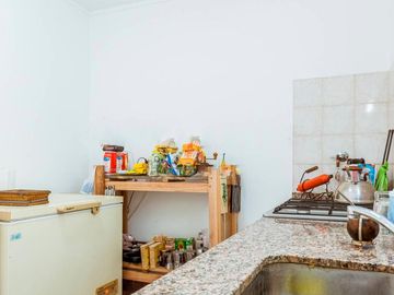 Dúplex en venta - 2 dormitorios 2 baños - cochera - 103mts2 - Los Hornos, La Plata