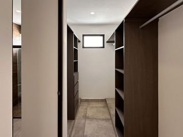 Casa en Venta Mérida, Privada Altamira, Cholul (Modelo E )