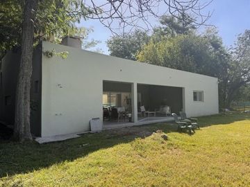 Casa en venta a estrenar en Barrio El Aromo - Loma Verde - Escobar