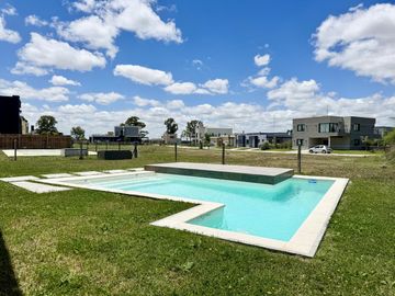 Casa en venta Barrio Lagos de Canning