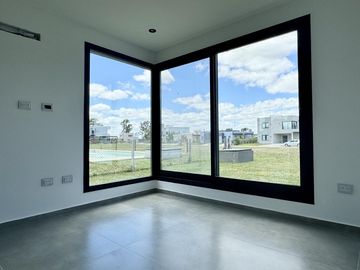 Casa en venta Barrio Lagos de Canning