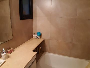 Departamento venta 1 dormitorio 1 baño 1 cochera - 45 mts 2- La Plata