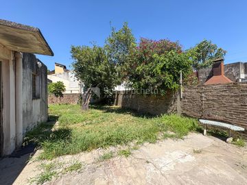 Venta PH 3 ambientes con patio en Moron