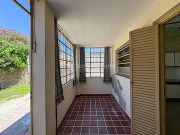Venta PH 3 ambientes con patio en Moron
