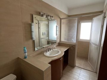 CASA EN VENTA EN BUGAMBILIAS ZAPOPAN