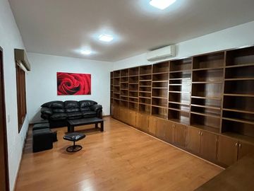 CASA EN VENTA EN BUGAMBILIAS ZAPOPAN