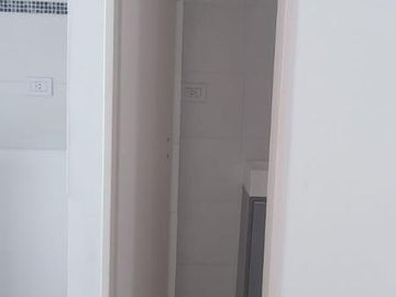 Dúplex en venta - 2 dormitorios 1 baño - cochera - 83mts2 - Los Hornos, La Plata
