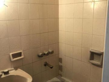 Triplex en venta - 3 dormitorios 2 baños 1 cochera - 137mts2 - La Plata
