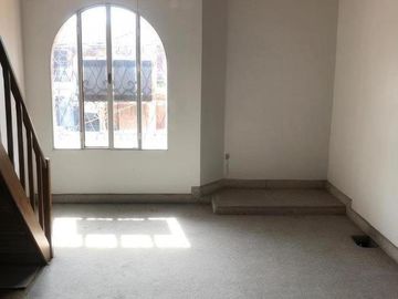 Triplex en venta - 3 dormitorios 2 baños 1 cochera - 137mts2 - La Plata
