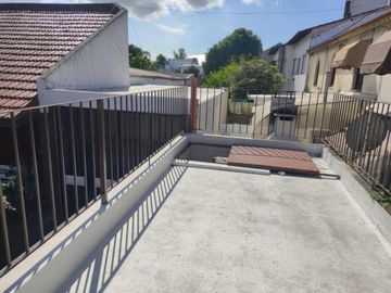Triplex en venta - 3 dormitorios 2 baños 1 cochera - 137mts2 - La Plata