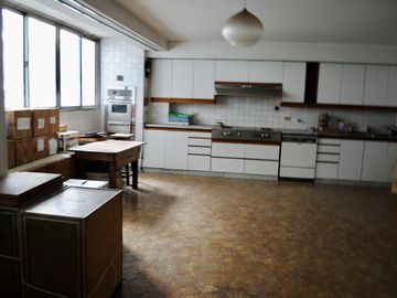 OPORTUNIDAD QUINTANA  500 - PISO - 270M2 - 4 DORM - 2 DEP - COCH BAUL - A REFACCIONAR