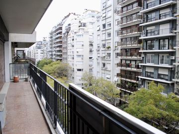OPORTUNIDAD QUINTANA  500 - PISO - 270M2 - 4 DORM - 2 DEP - COCH BAUL - A REFACCIONAR