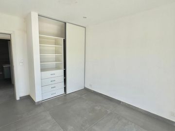 Venta Casa en Eucaliptus Haras Santa Maria Escobar