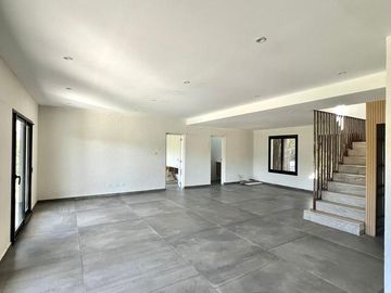 Venta Casa en Eucaliptus Haras Santa Maria Escobar