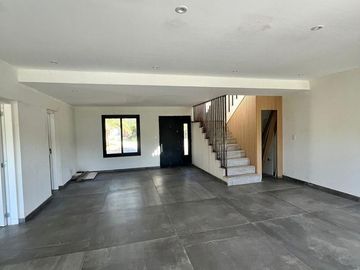 Venta Casa en Eucaliptus Haras Santa Maria Escobar
