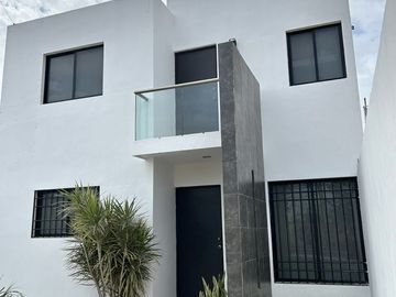 CASA NUEVA DE 2 RECÁMARAS EN VENTA EN EL PONIENTE DE MÉRIDA