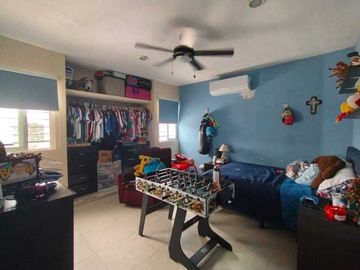VENTA CASA EN ESQUINA EN ZONA DE CONKAL, MÉRIDA;YUCATÁN