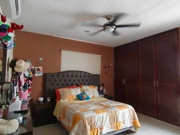 VENTA CASA EN ESQUINA EN ZONA DE CONKAL, MÉRIDA;YUCATÁN
