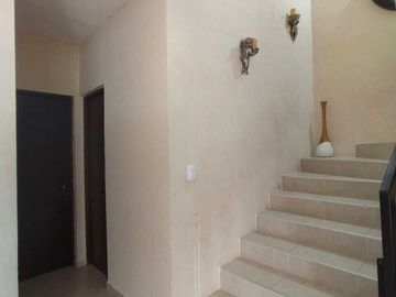 VENTA CASA EN ESQUINA EN ZONA DE CONKAL, MÉRIDA;YUCATÁN