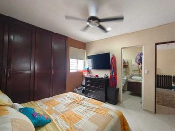VENTA CASA EN ESQUINA EN ZONA DE CONKAL, MÉRIDA;YUCATÁN