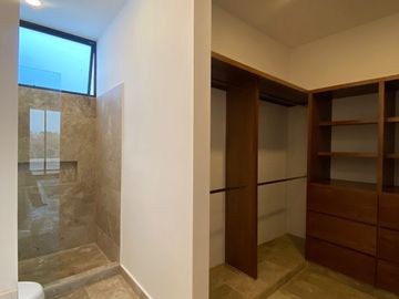 CASA EN VENTA EN MERIDA EN PRIVADA EN TEMOZON, YUCATAN