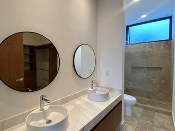 CASA EN VENTA EN MERIDA EN PRIVADA EN TEMOZON, YUCATAN