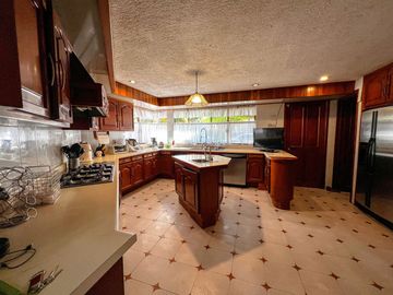 Casa de lujo en venta en Club Atlas Colomos a 5 min de Andares
