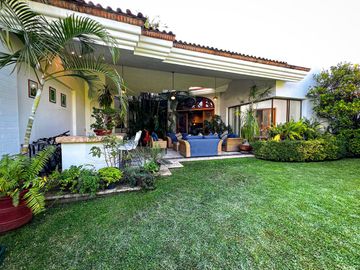 Casa de lujo en venta en Club Atlas Colomos a 5 min de Andares