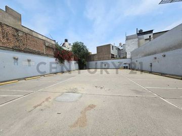 ALQUILER DE LOCAL COMERCIAL - AV BENAVIDES