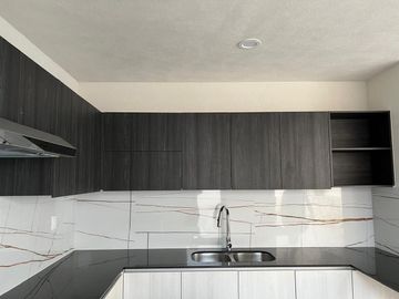 CASA NUEVA EN VENTA SAN JESUS DEL MONTE, FRACC. PRIVADO CON VIGILANCIA Y GRANDES