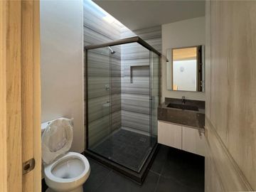 CASA NUEVA EN VENTA SAN JESUS DEL MONTE, FRACC. PRIVADO CON VIGILANCIA Y GRANDES