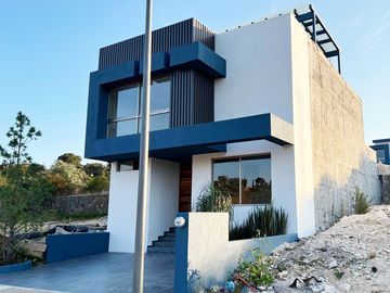 CASA NUEVA EN VENTA SAN JESUS DEL MONTE, FRACC. PRIVADO CON VIGILANCIA Y GRA