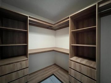 CASA NUEVA EN VENTA SAN JESUS DEL MONTE, POR ALTOZANO FRACC. PRIVADO CON VIGILAN