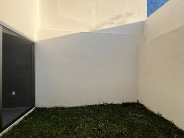 CASA NUEVA EN VENTA SAN JESUS DEL MONTE, POR ALTOZANO FRACC. PRIVADO CON VIGILAN