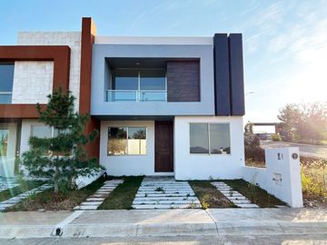 CASA NUEVA EN VENTA SAN JESUS DEL MONTE, POR ALTOZANO FRACC. PRIVADO CON VIGILAN