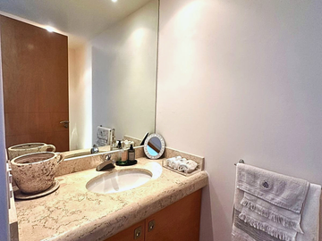 Hermoso departamento en venta en Residencial Palmas Torre II