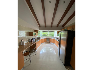 VENTA HERMOSA CASA CAMPESTRE EN CONDOMINIO CERRITOS PEREIRA