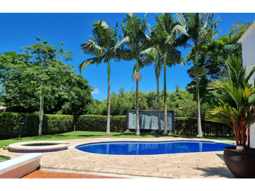 VENTA HERMOSA CASA CAMPESTRE EN CONDOMINIO CERRITOS PEREIRA