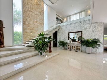 Venta CASA DE LUJO en ZONA NORTE Condominio Palma Real Cartagena