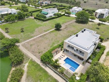 Venta CASA DE LUJO en ZONA NORTE Condominio Palma Real Cartagena