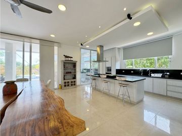 Venta CASA DE LUJO en ZONA NORTE Condominio Palma Real Cartagena
