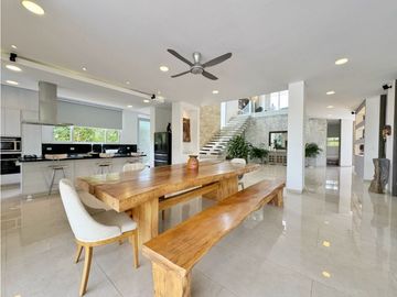 Venta CASA DE LUJO en ZONA NORTE Condominio Palma Real Cartagena