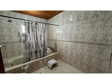 VENTA DE CASA  DE DOS NIVELES EN EL B/ LA CASTELLANA DE MONTERIA