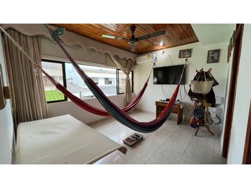 VENTA DE CASA  DE DOS NIVELES EN EL B/ LA CASTELLANA DE MONTERIA