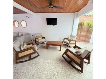 VENTA DE CASA  DE DOS NIVELES EN EL B/ LA CASTELLANA DE MONTERIA