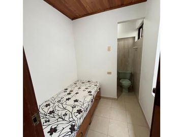 VENTA DE CASA  DE DOS NIVELES EN EL B/ LA CASTELLANA DE MONTERIA