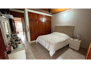 VENTA DE CASA  DE DOS NIVELES EN EL B/ LA CASTELLANA DE MONTERIA