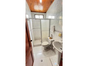 VENTA DE CASA  DE DOS NIVELES EN EL B/ LA CASTELLANA DE MONTERIA